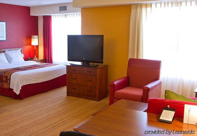 Residence Inn By Marriott Lake Norman Гантерсвілл Номер фото