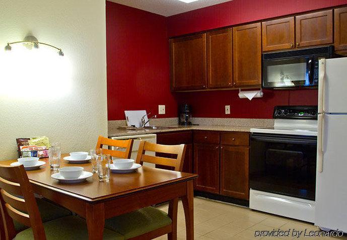 Residence Inn By Marriott Lake Norman Гантерсвілл Номер фото
